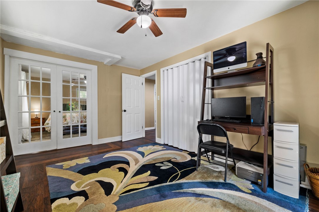 112 Wagon Wheel Ln