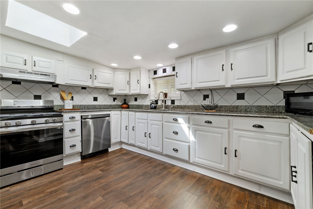 112 Wagon Wheel Ln