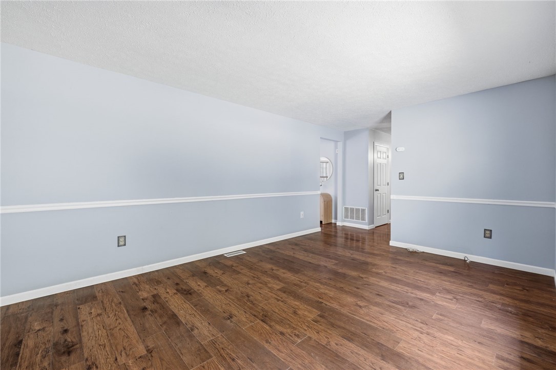 515 Cresthaven Drive