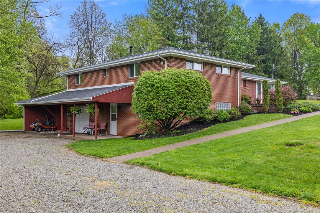 2052 Hulton Rd