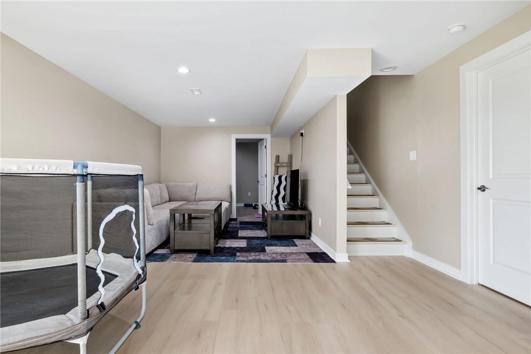 318 Ruth Ct