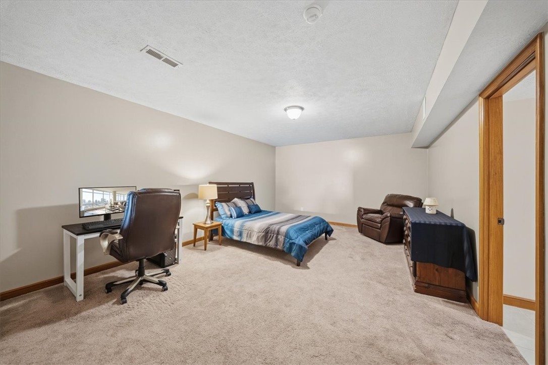 807 Cavan DRIVE