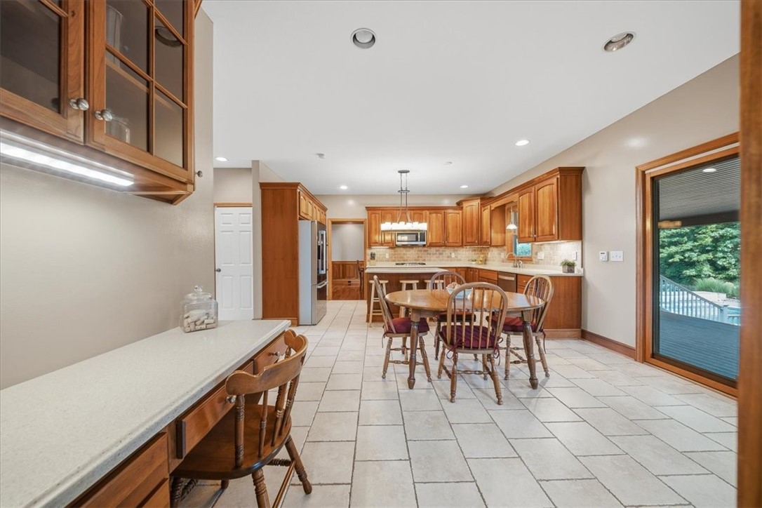807 Cavan DRIVE