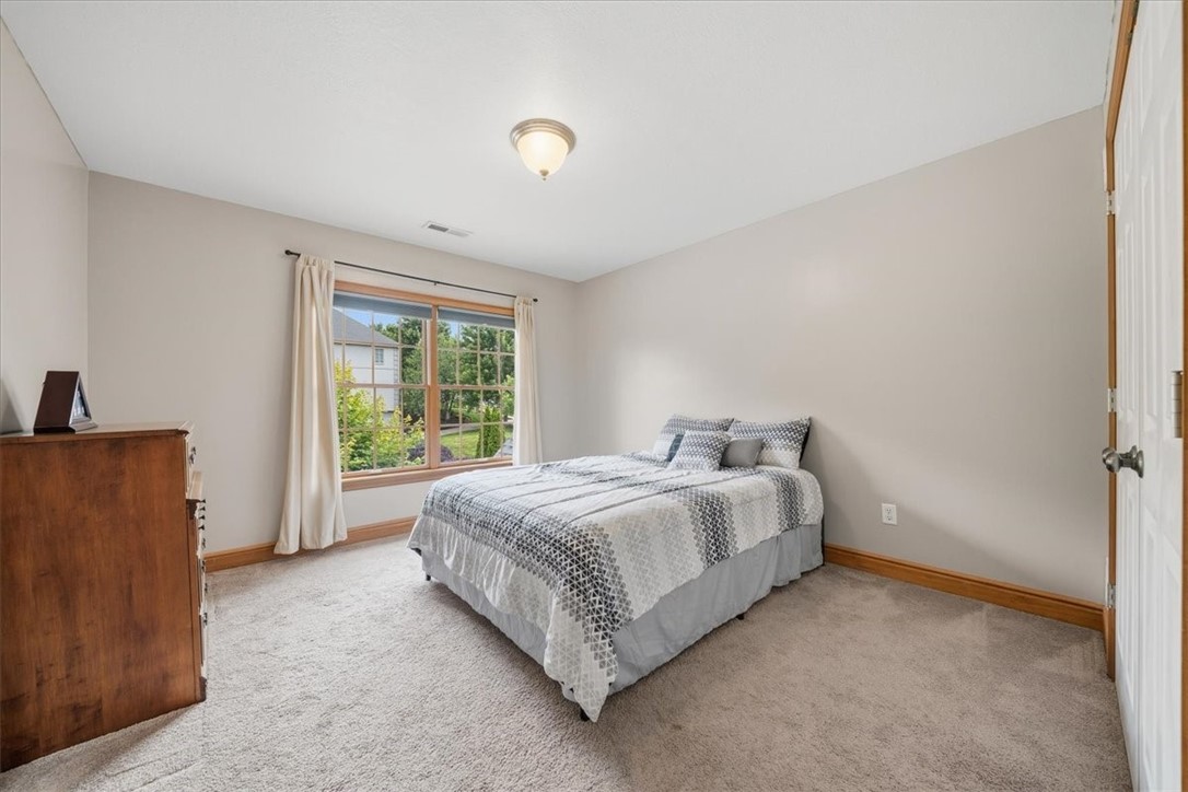807 Cavan DRIVE