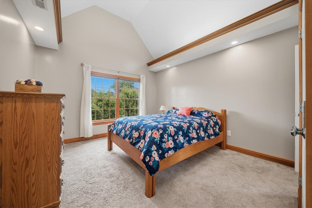 807 Cavan DRIVE