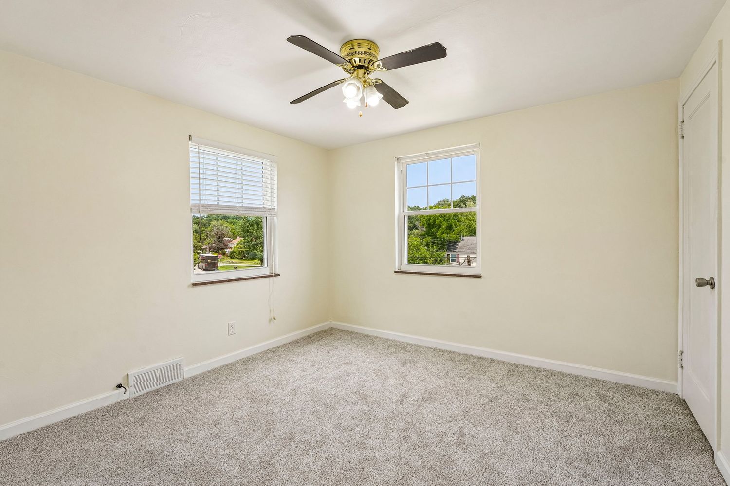 8055 Remington DRIVE