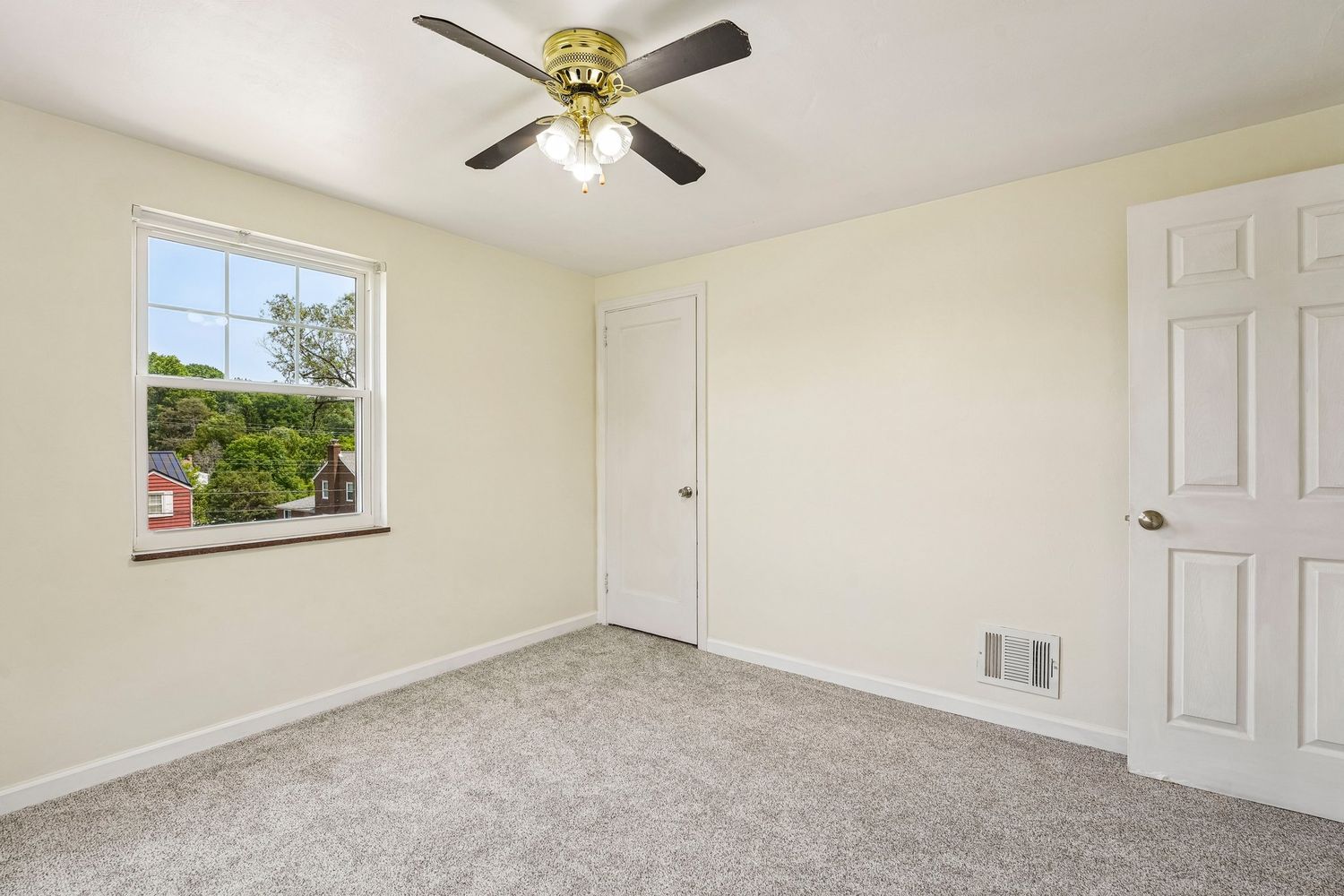 8055 Remington DRIVE
