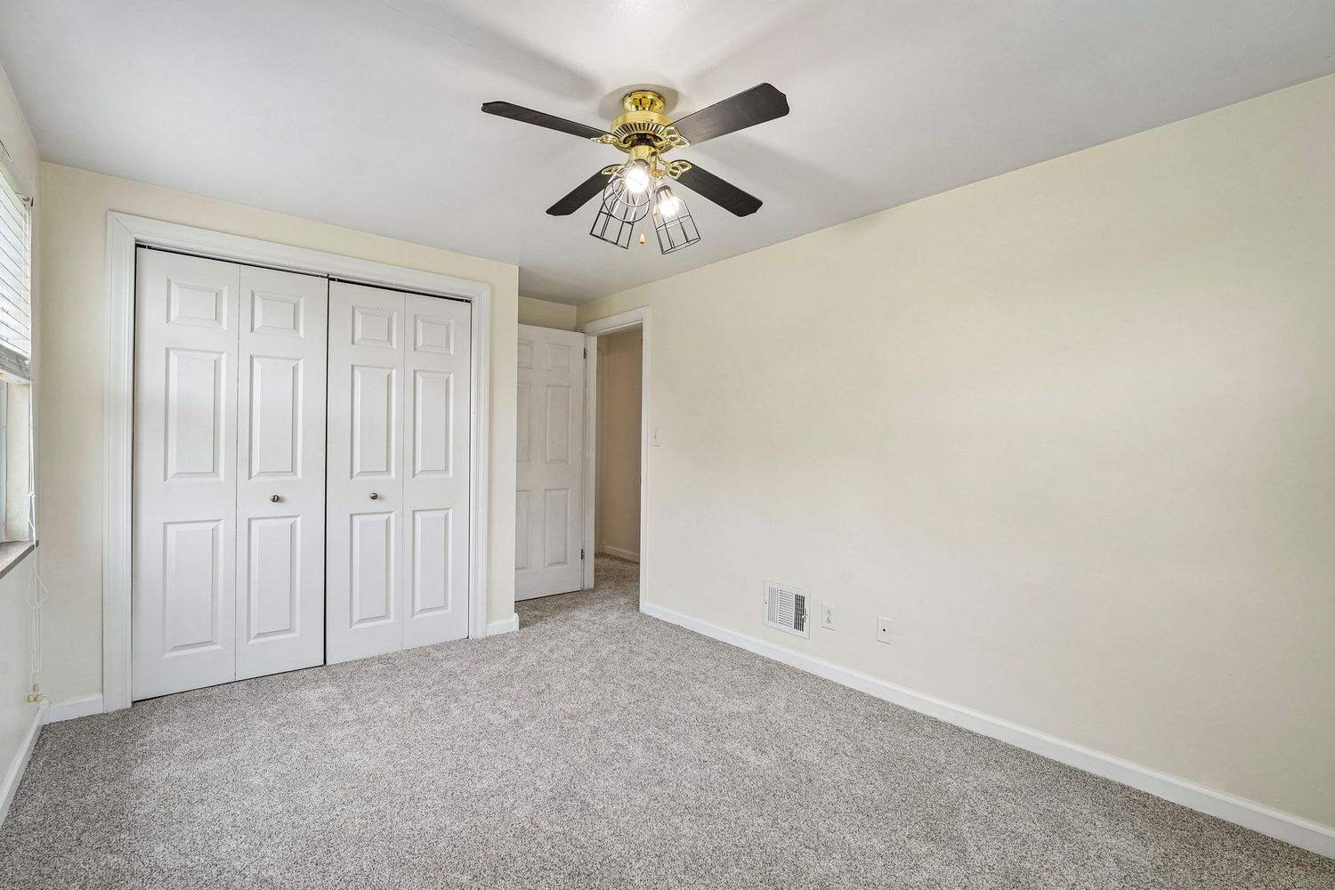 8055 Remington DRIVE