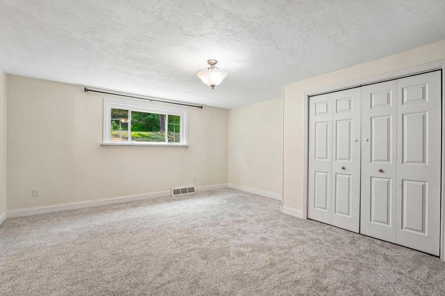 8055 Remington DRIVE