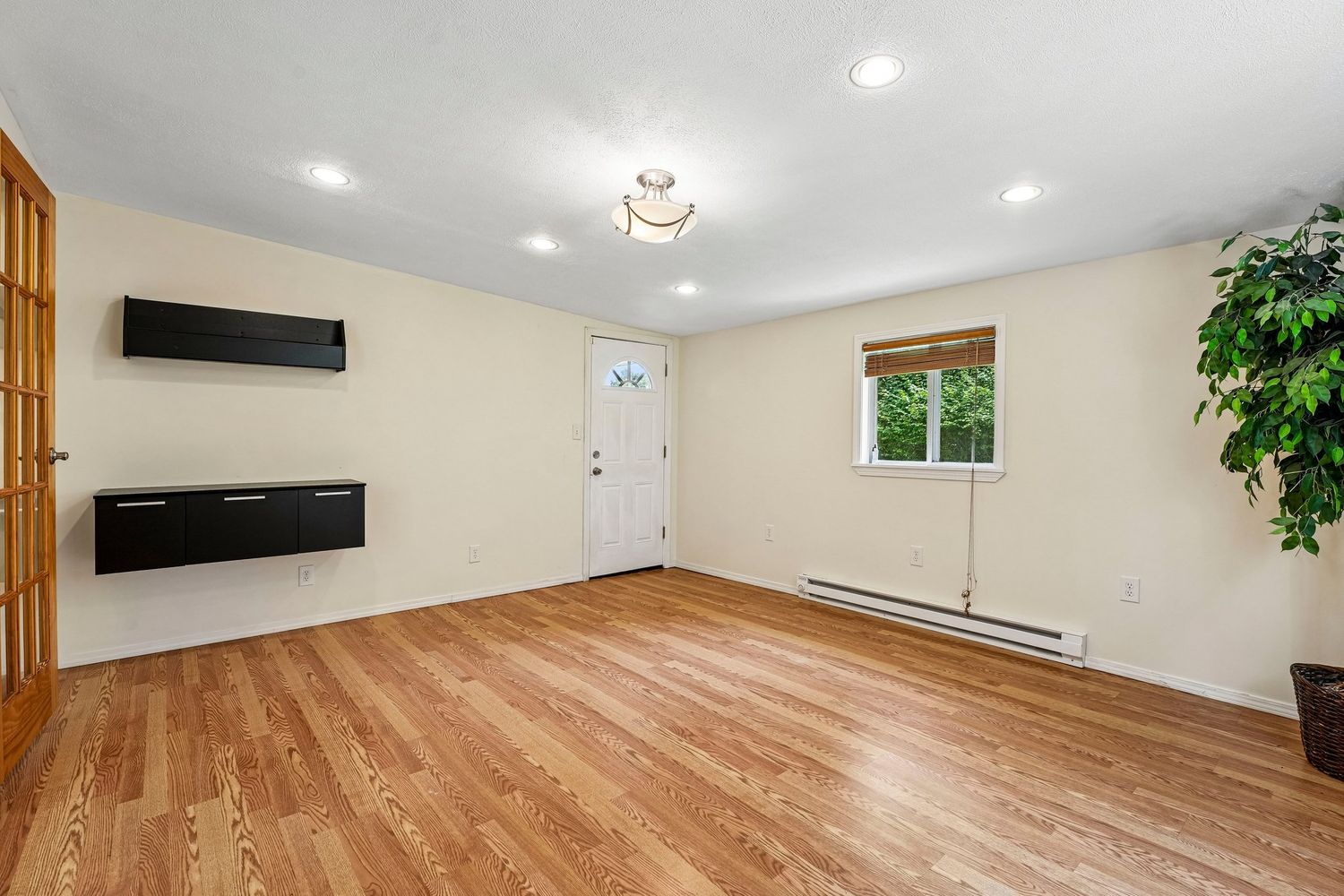 8055 Remington DRIVE