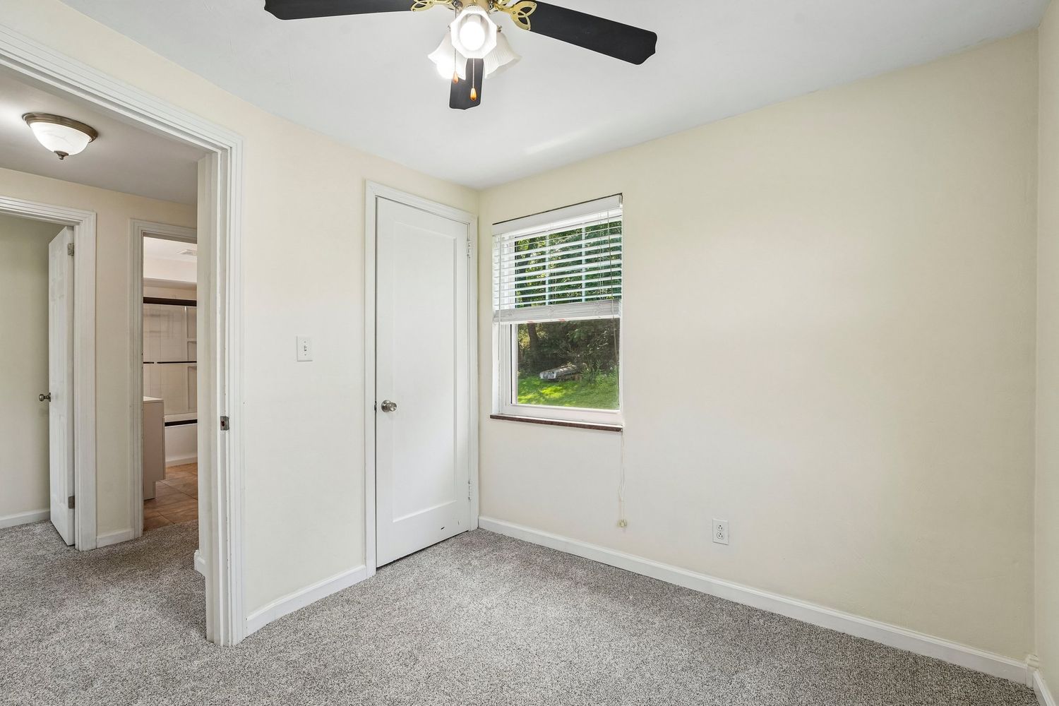 8055 Remington DRIVE