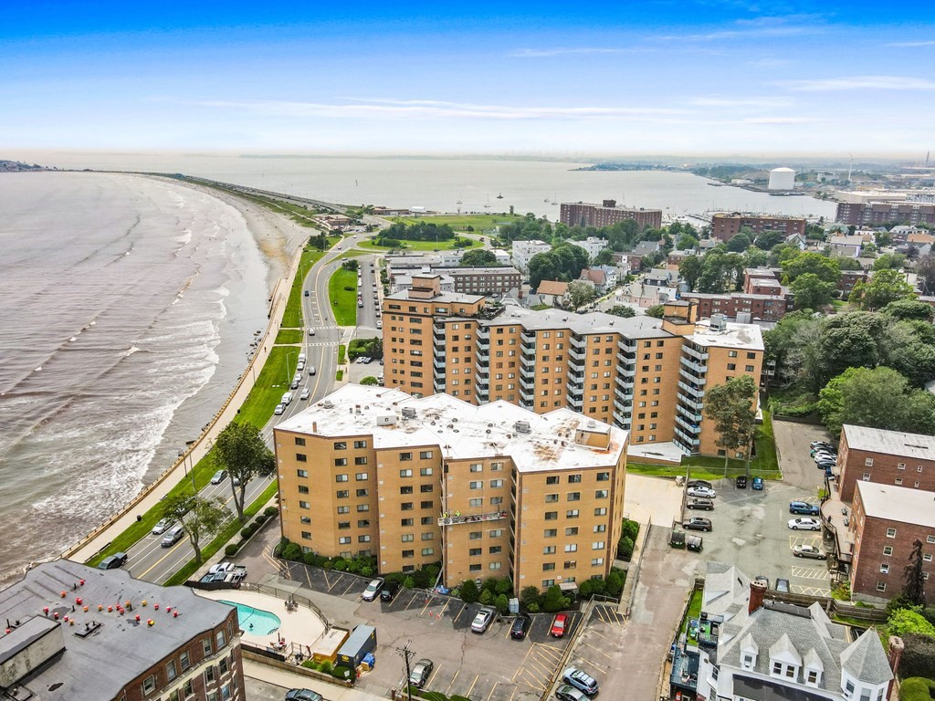 295 Lynn Shore Drive Unit: 101