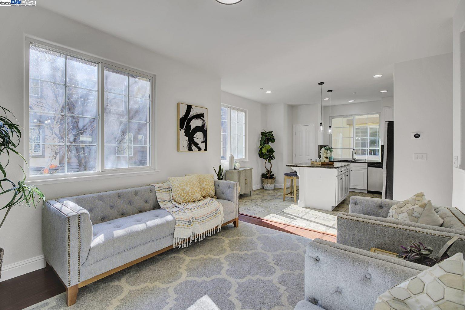 1021 Carnelian Ter