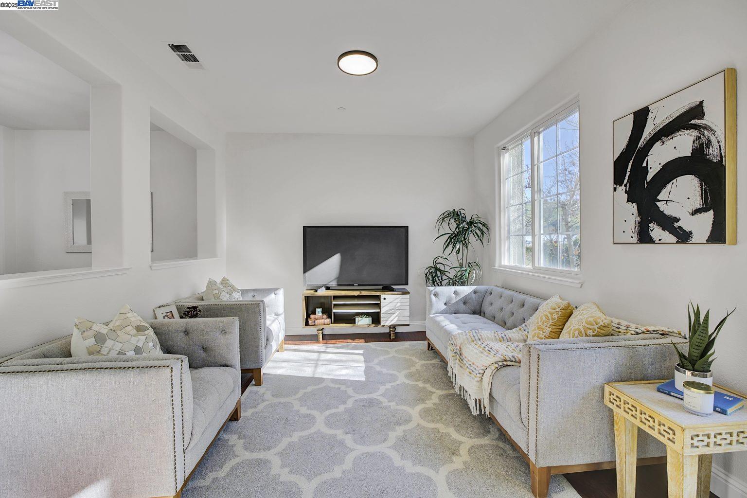 1021 Carnelian Ter