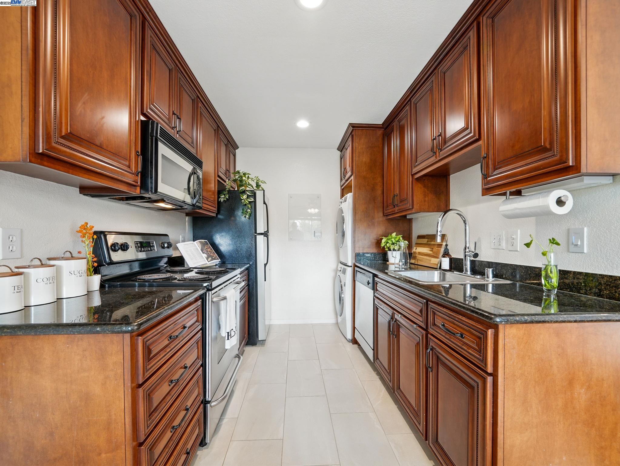 900 Cambridge # 93