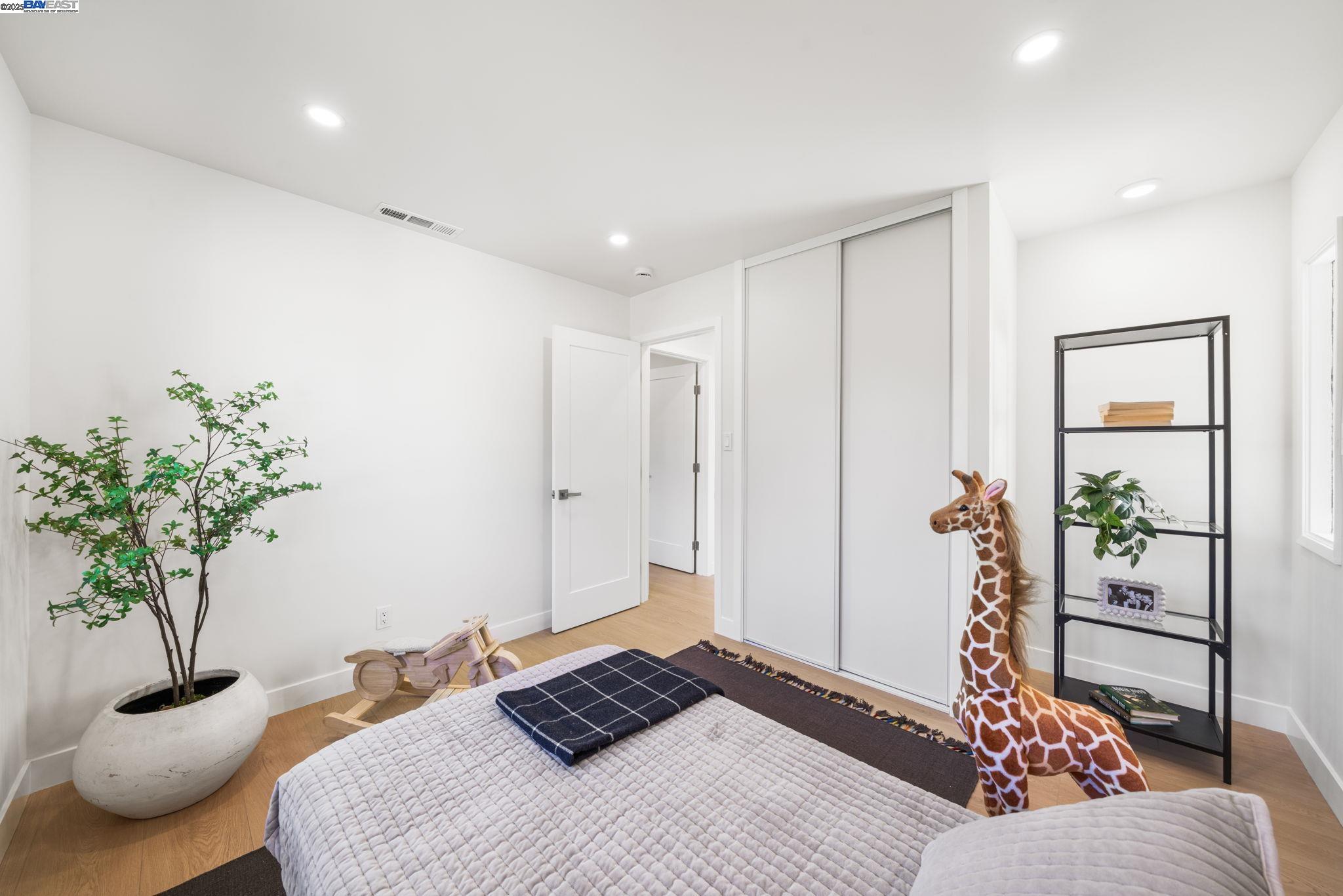 42795 Deauville Park Ct