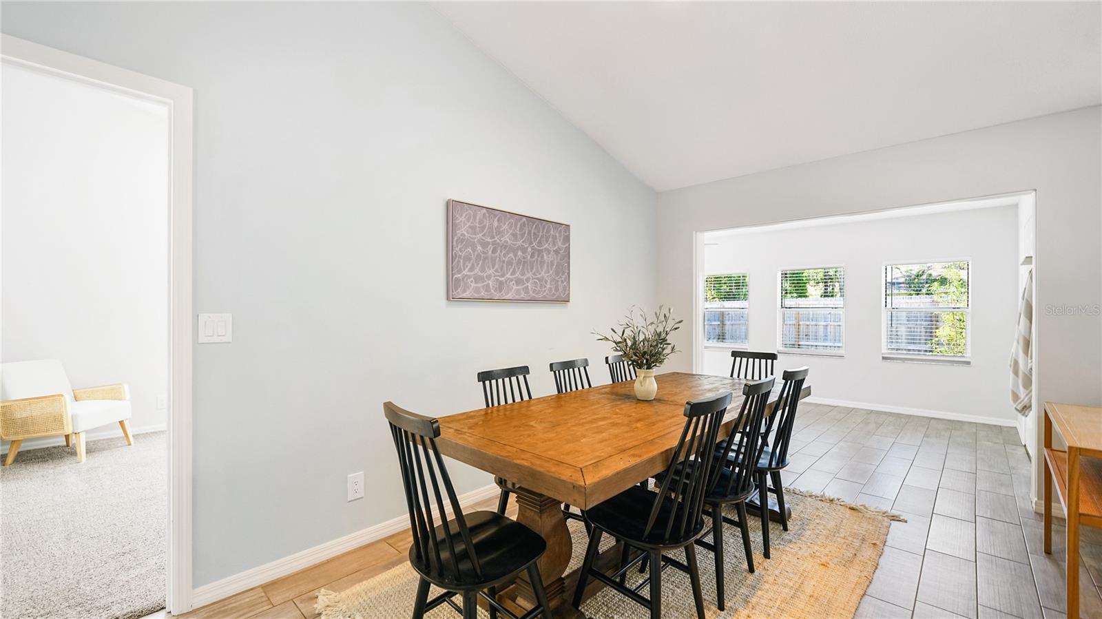 7 BEACON MILL LN