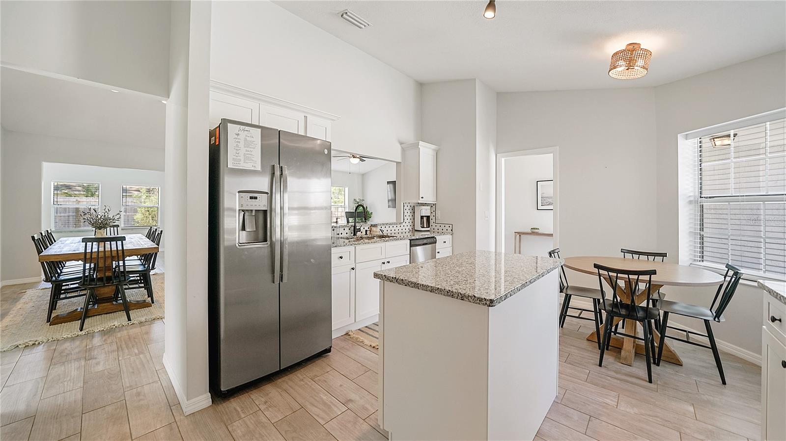 7 BEACON MILL LN