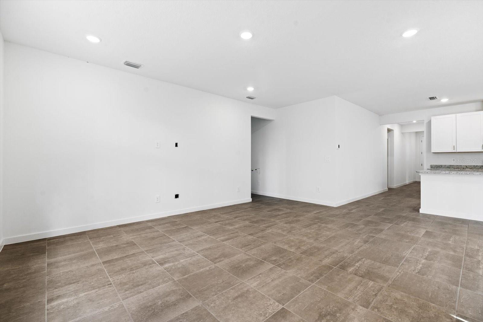 31 WANDERING CREEK WAY