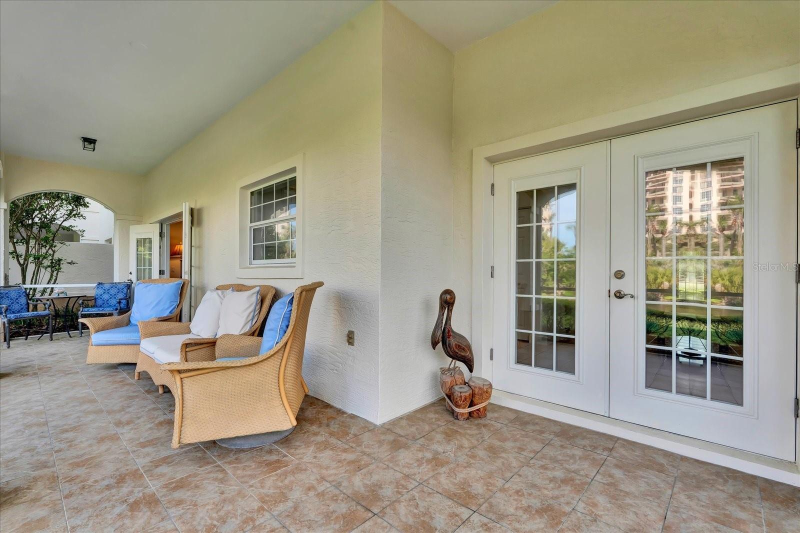 1 VISCAYA LN #2204
