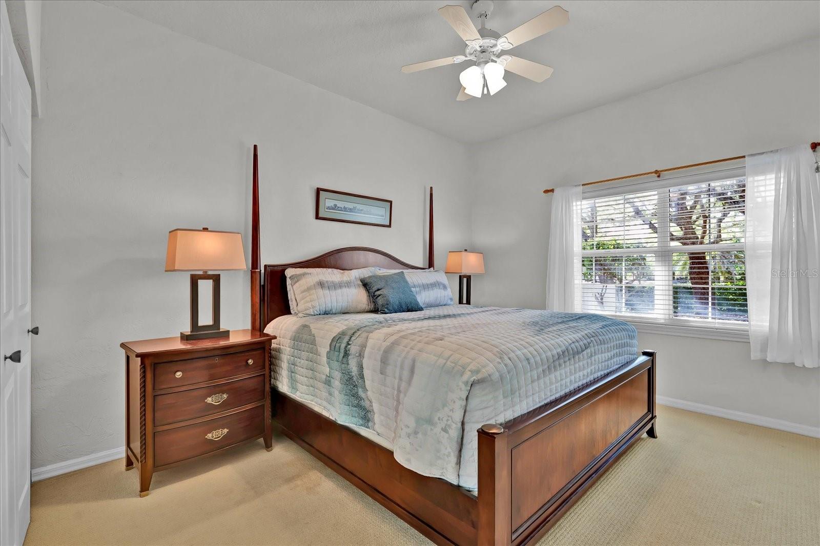 1 VISCAYA LN #2204