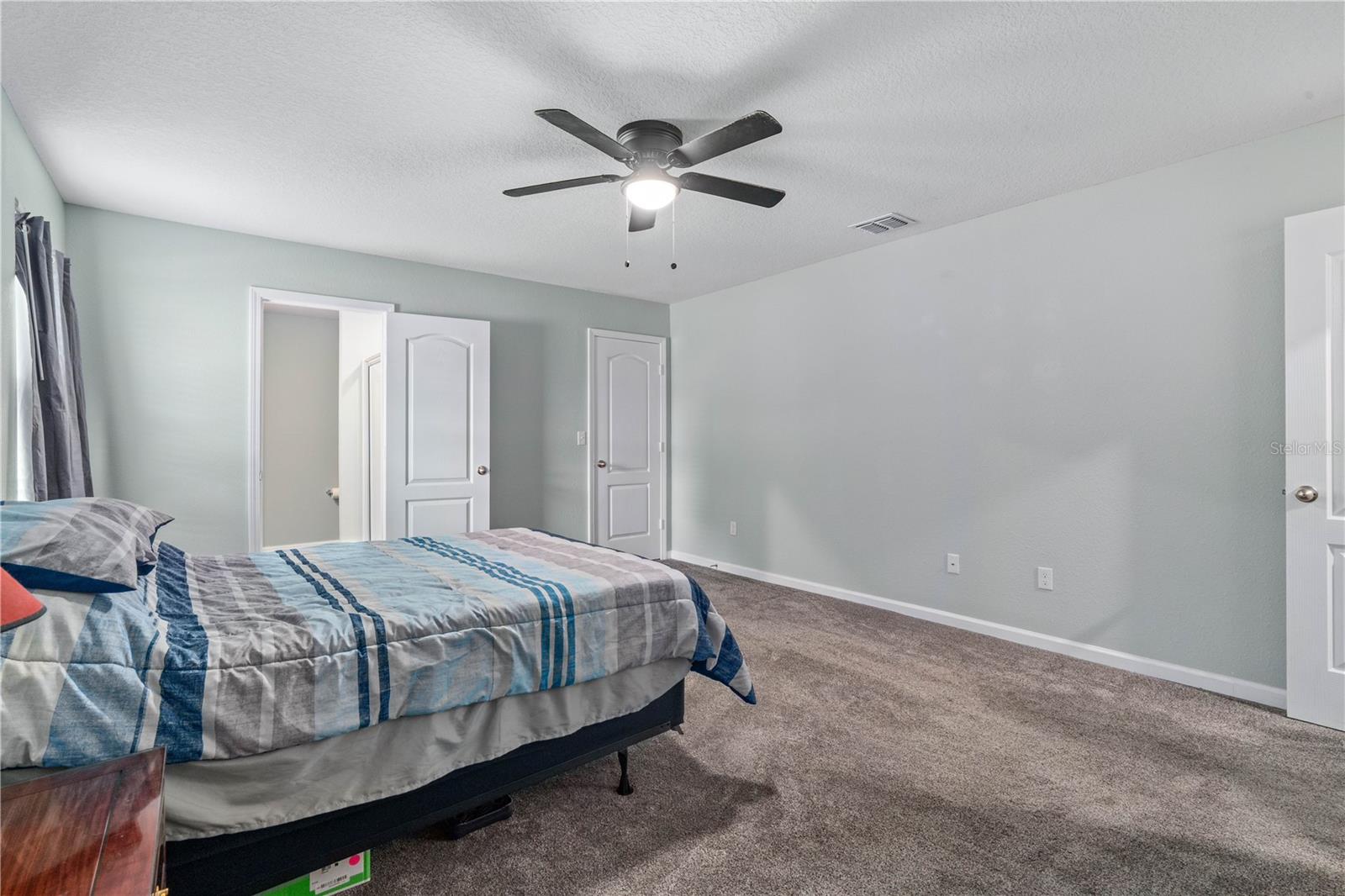 8552 LAKE GEORGE CIR W