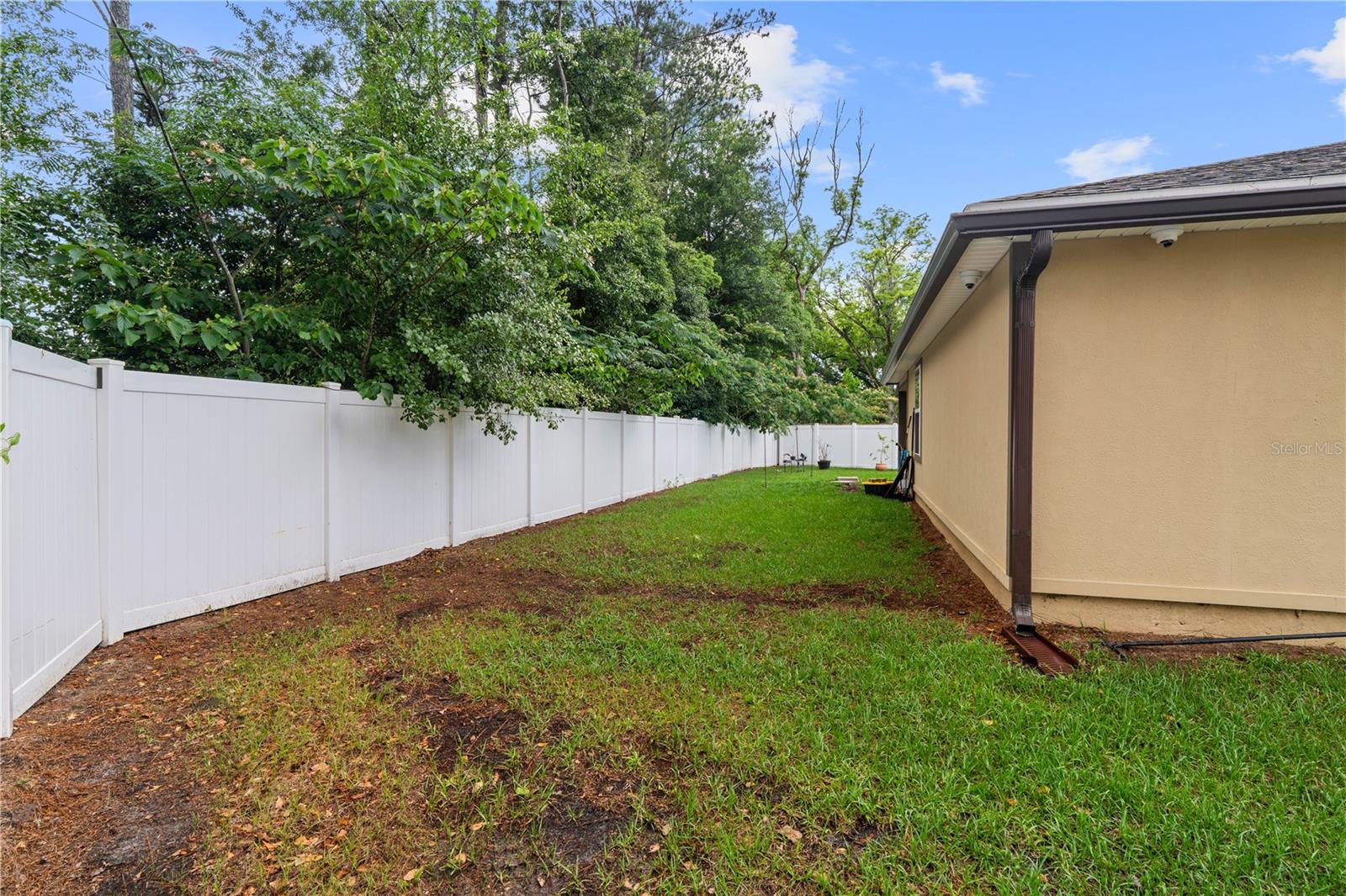 8552 LAKE GEORGE CIR W