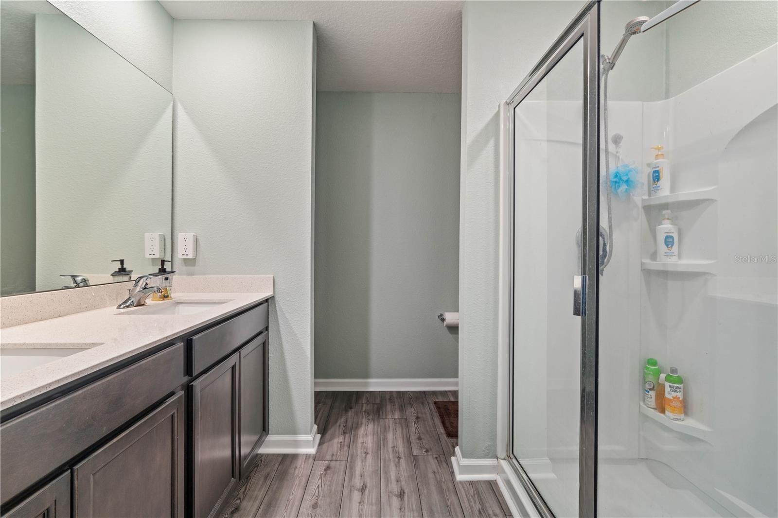 8552 LAKE GEORGE CIR W