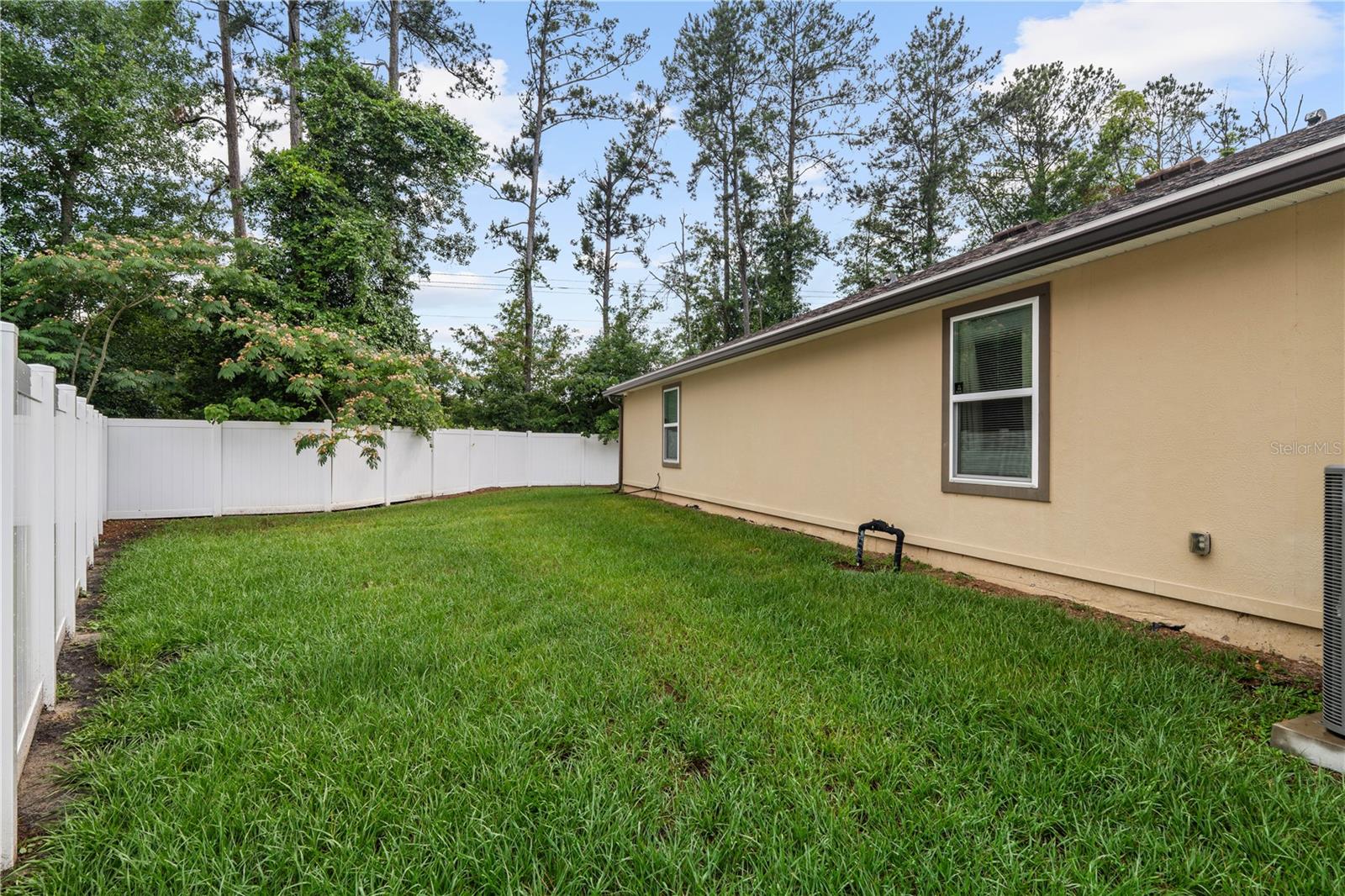 8552 LAKE GEORGE CIR W