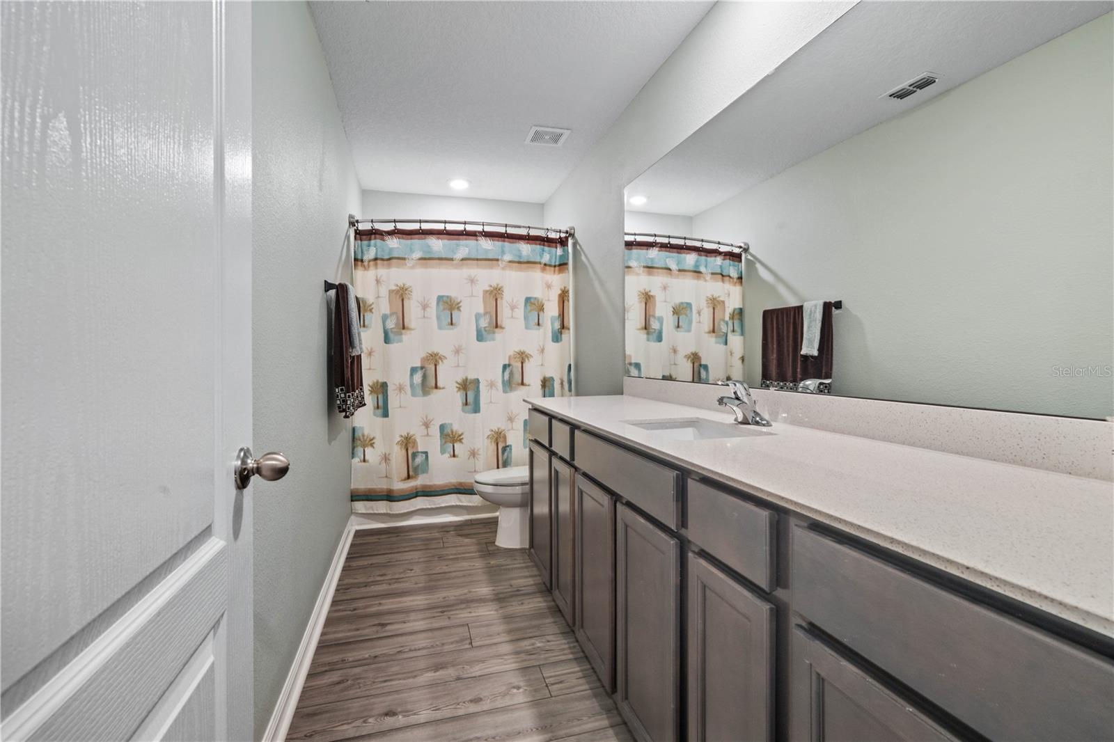 8552 LAKE GEORGE CIR W