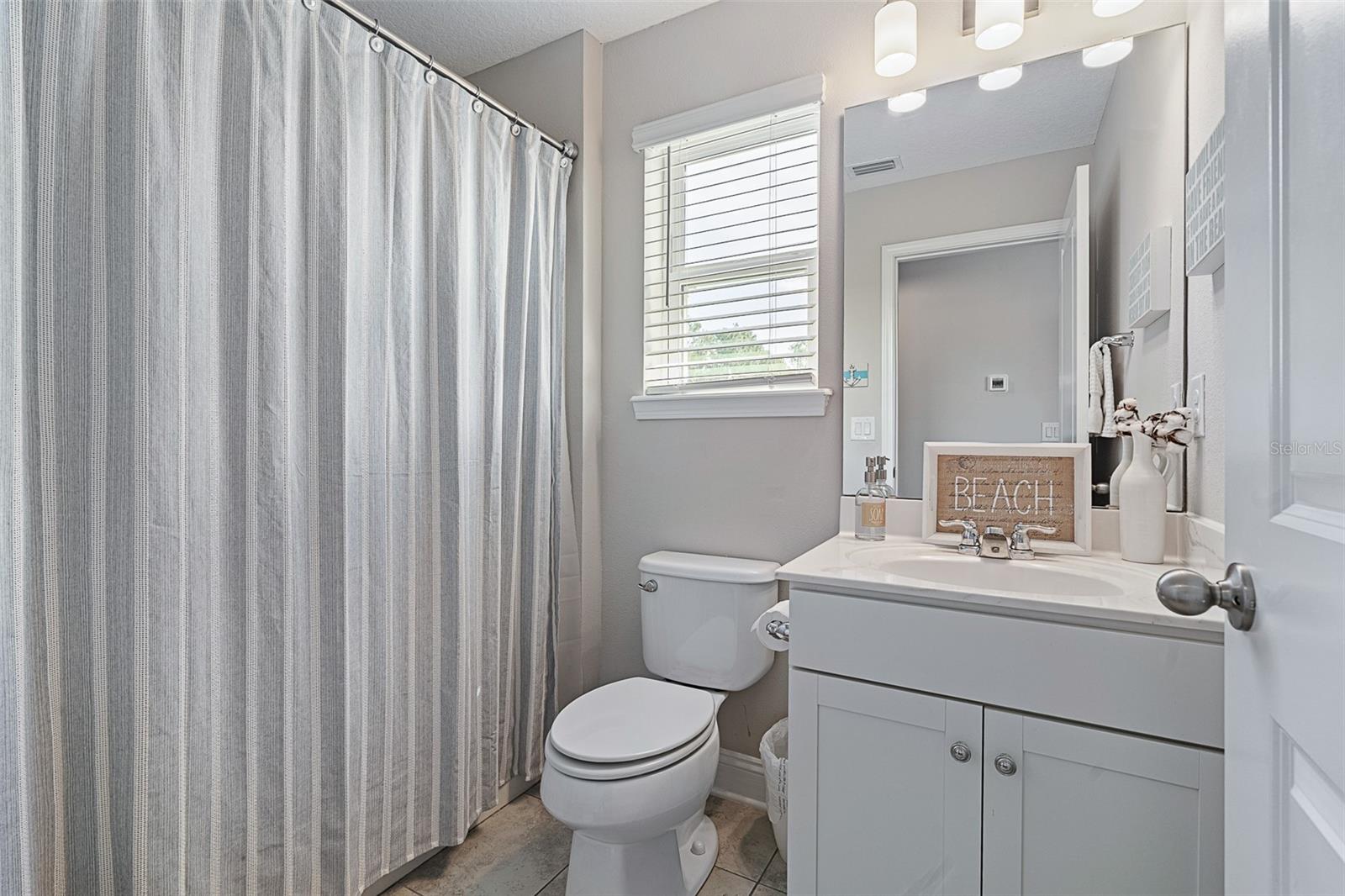 213 S COOPERS HAWK WAY