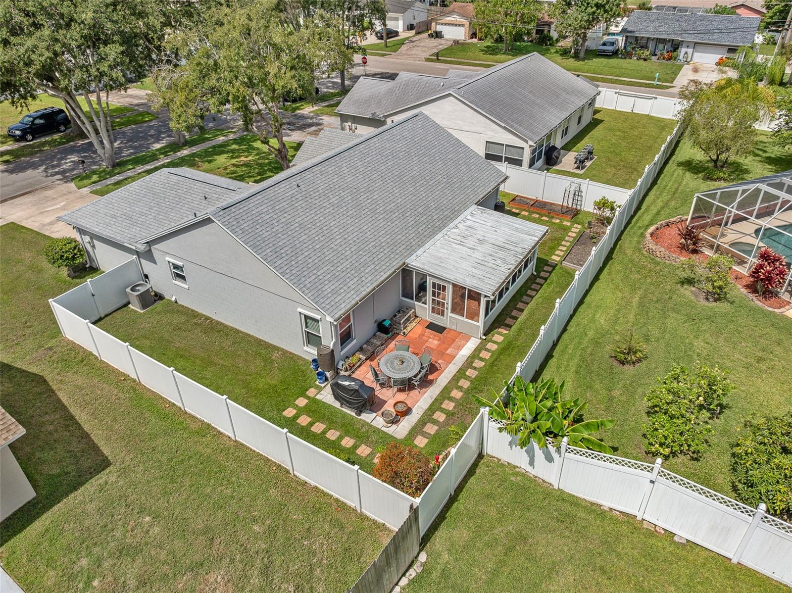 48 AARON CIR