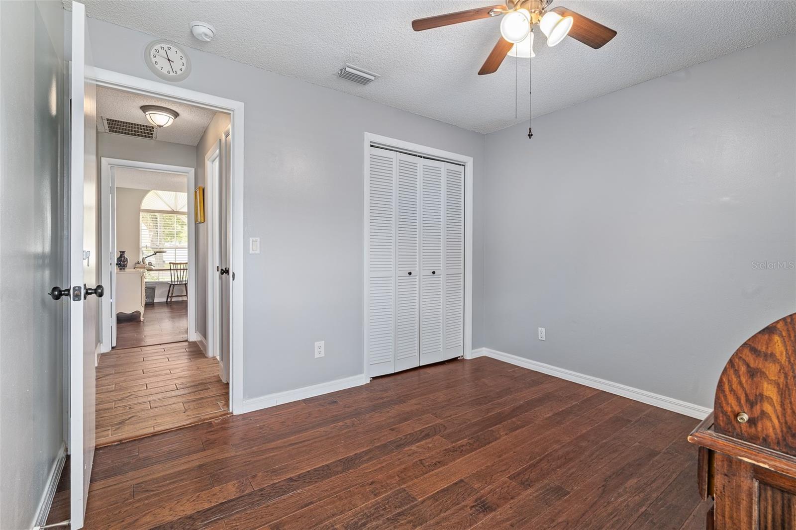 48 AARON CIR