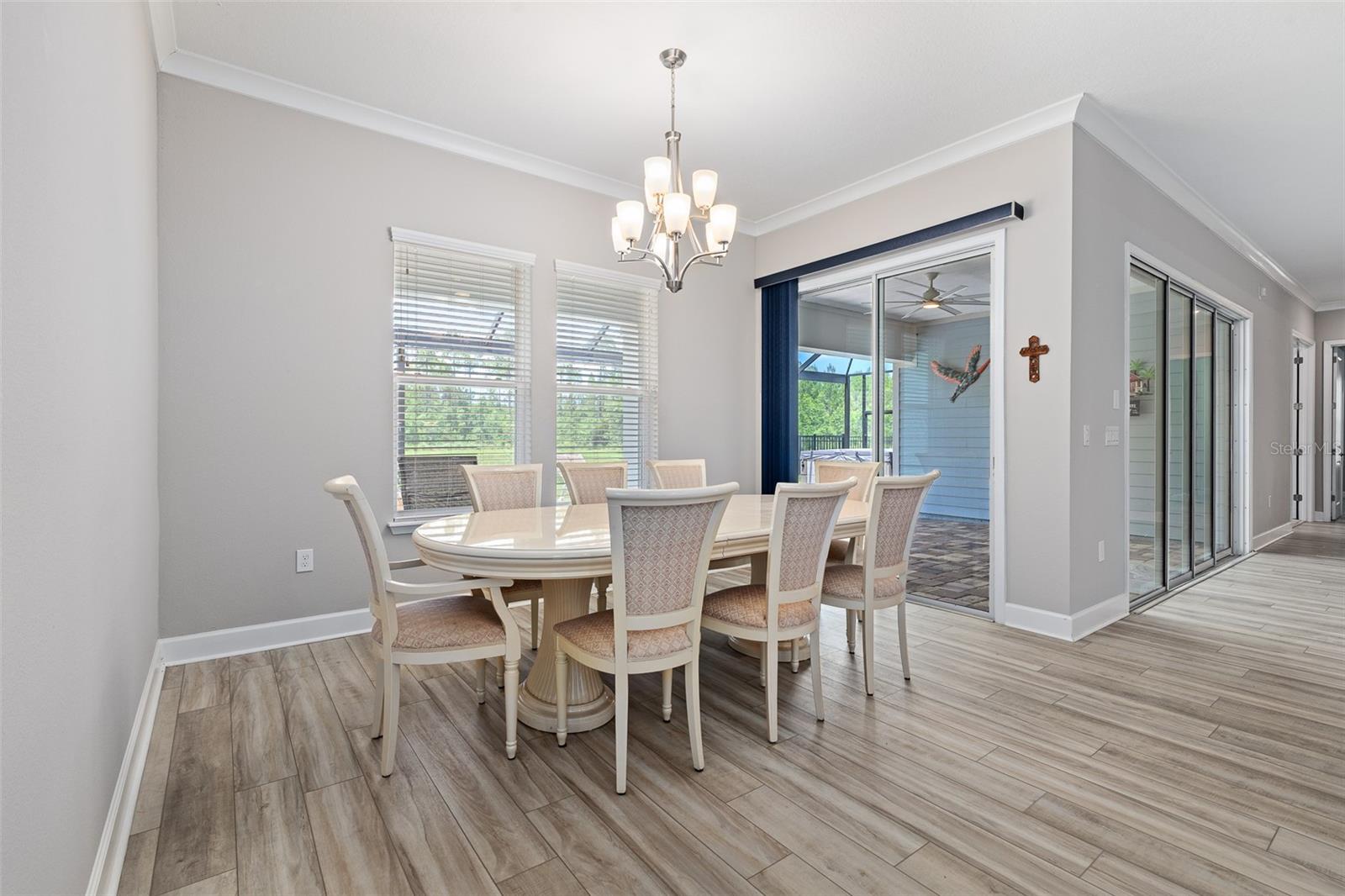 83 REVERIE DR N