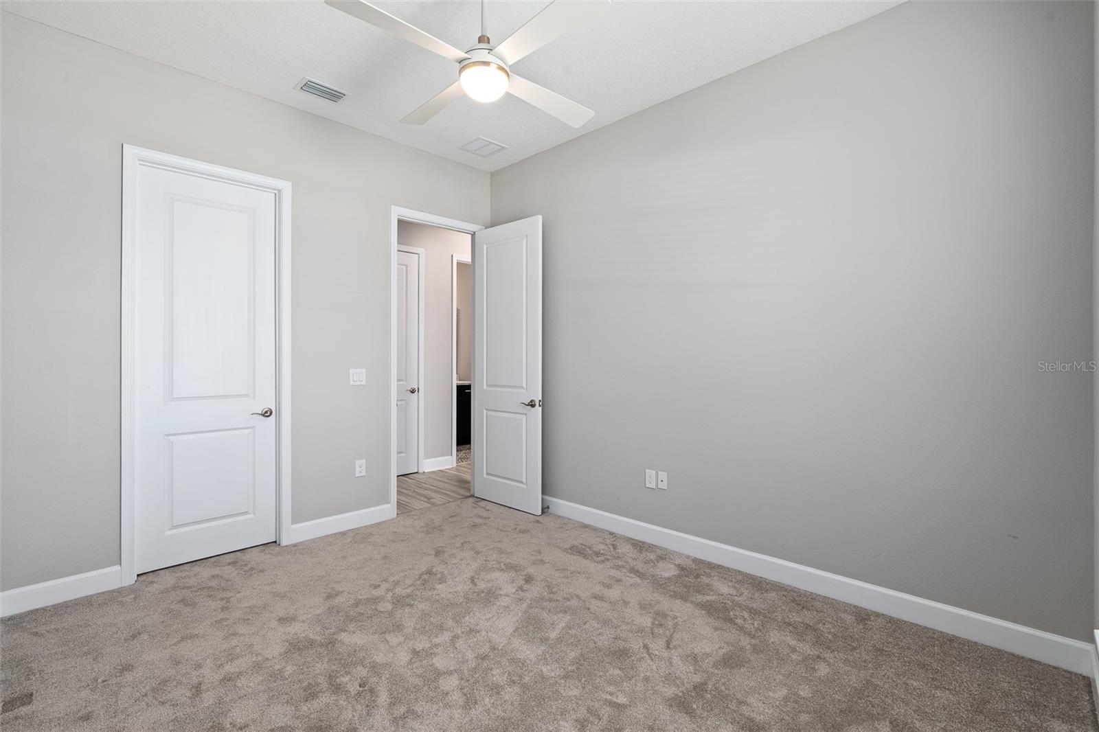 83 REVERIE DR N