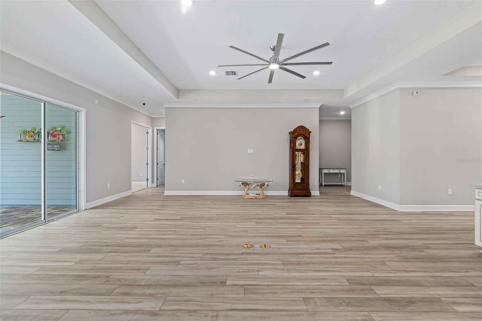 83 REVERIE DR N