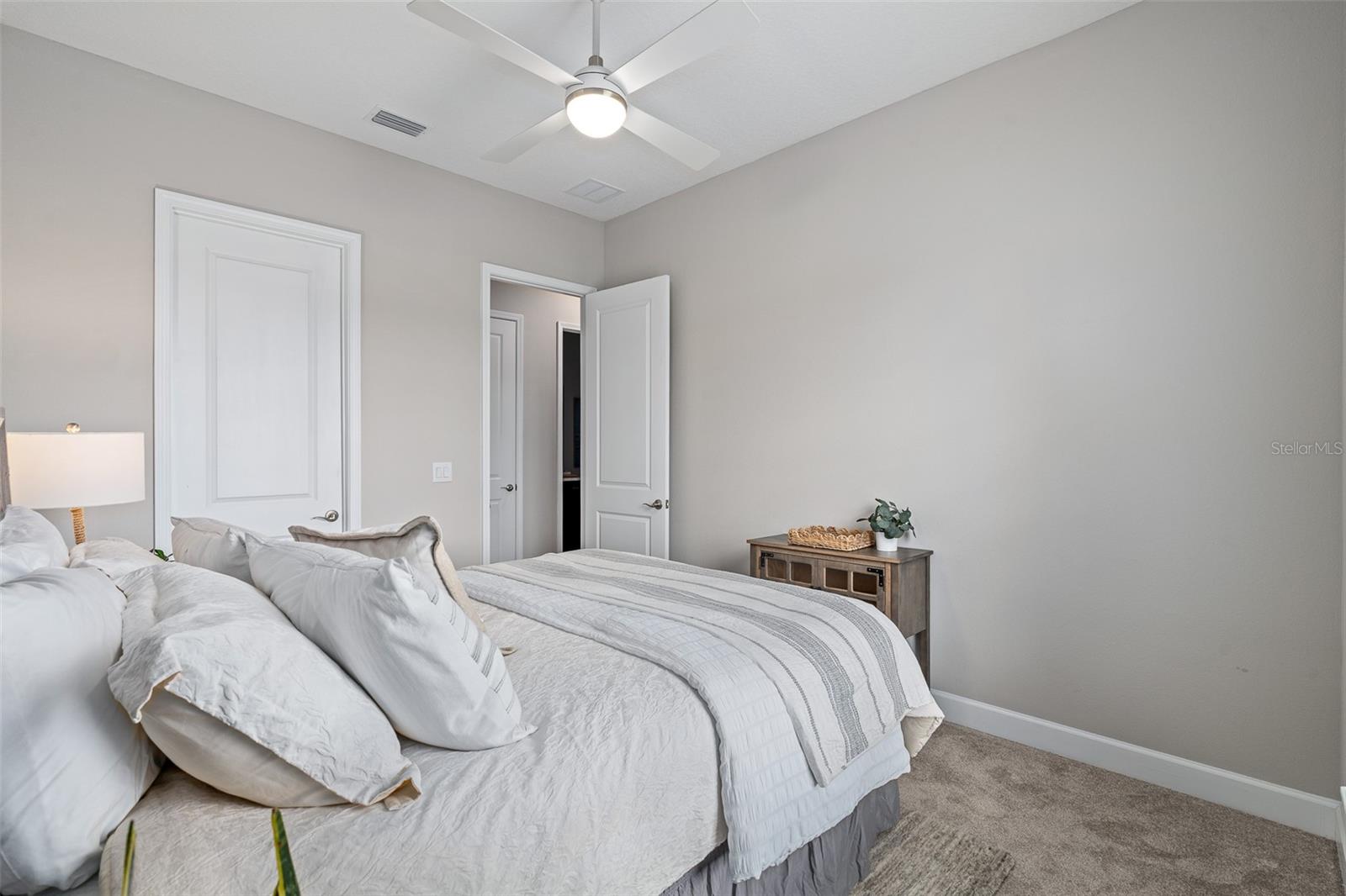 83 REVERIE DR N