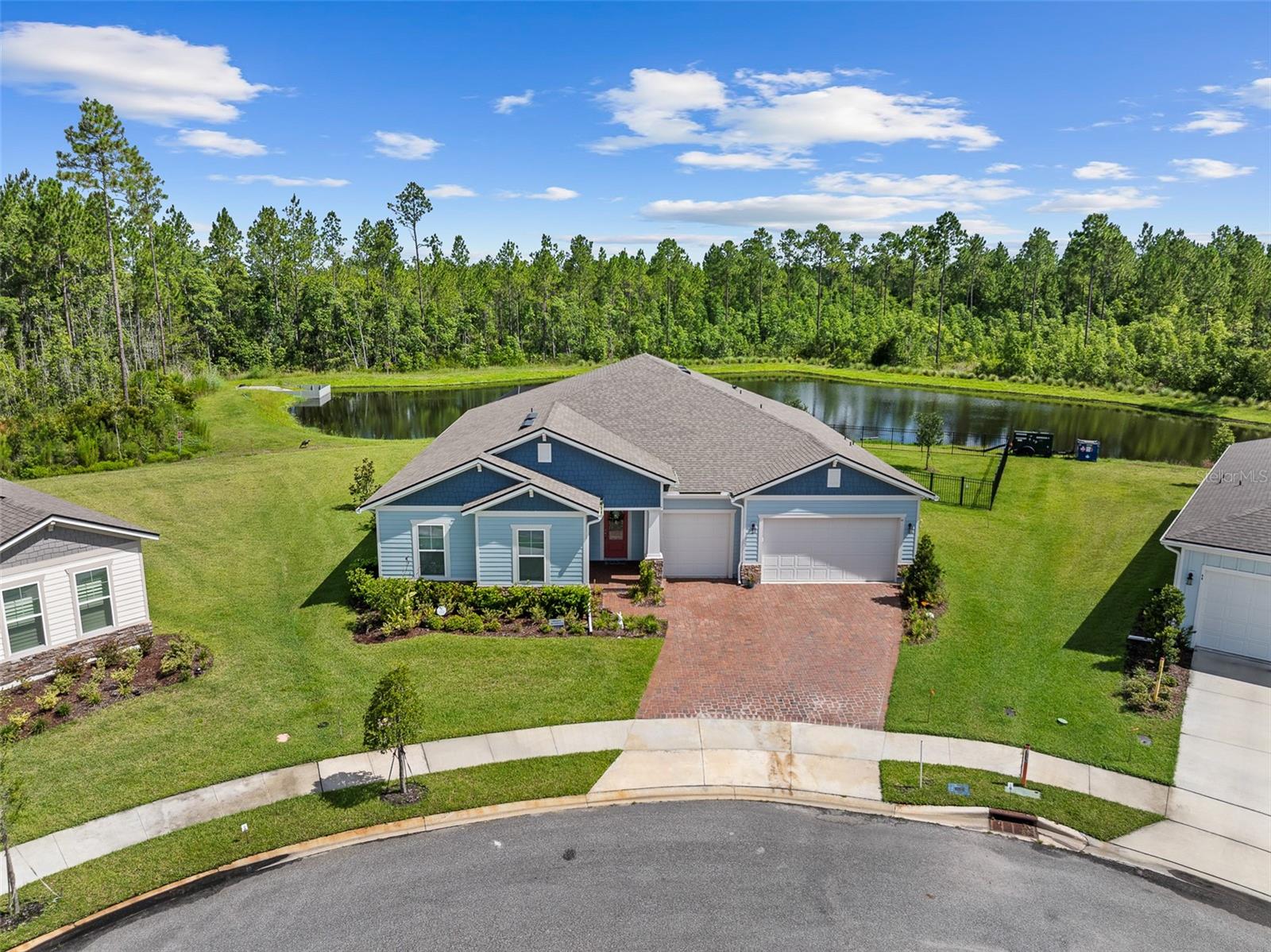 83 REVERIE DR N
