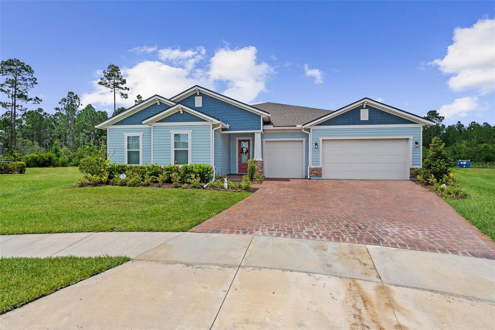 83 REVERIE DR N