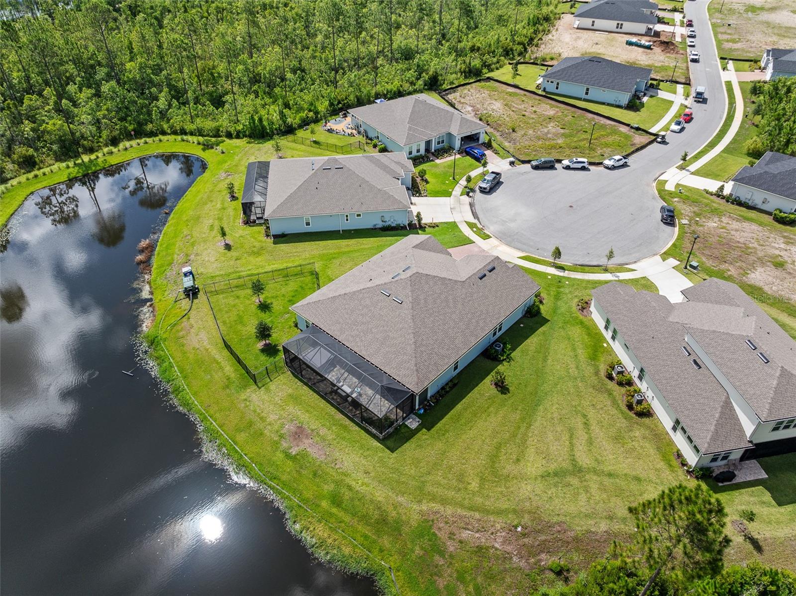 83 REVERIE DR N