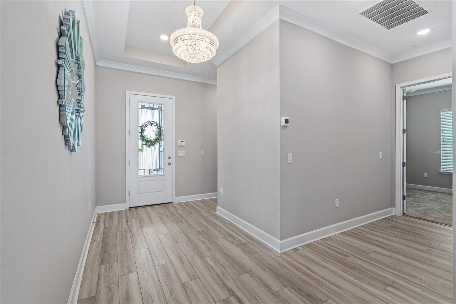 83 REVERIE DR N