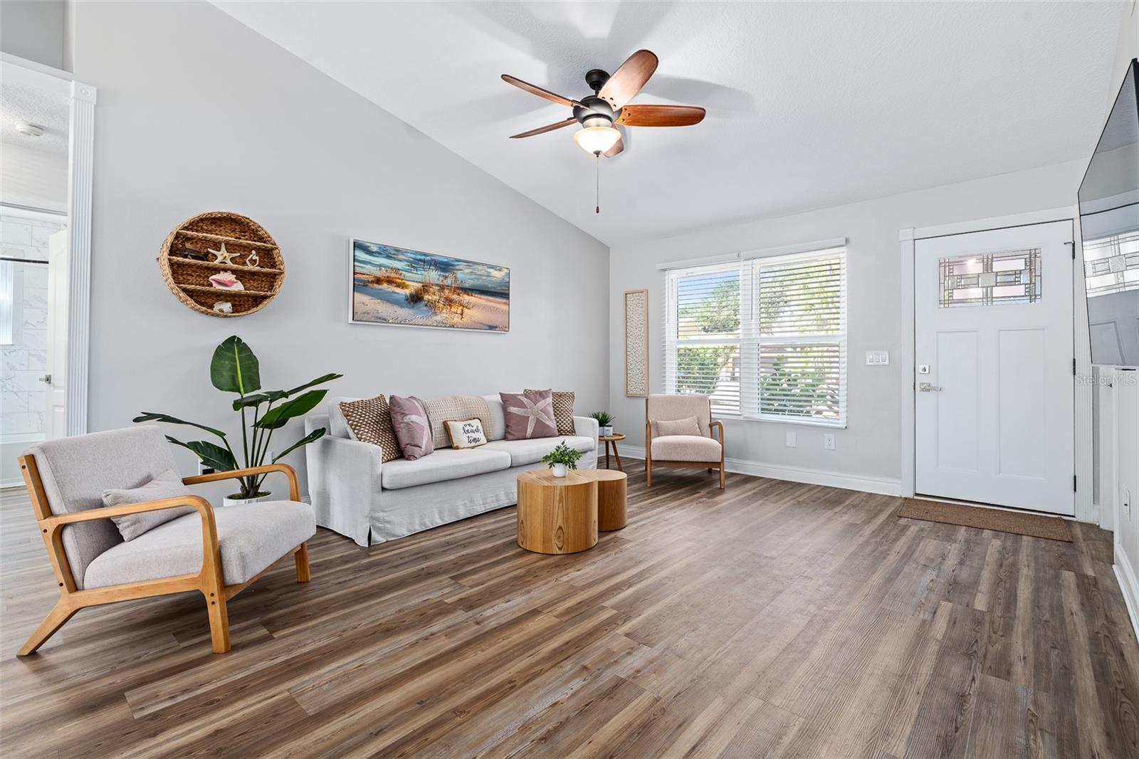 2135 S FLAGLER AVE