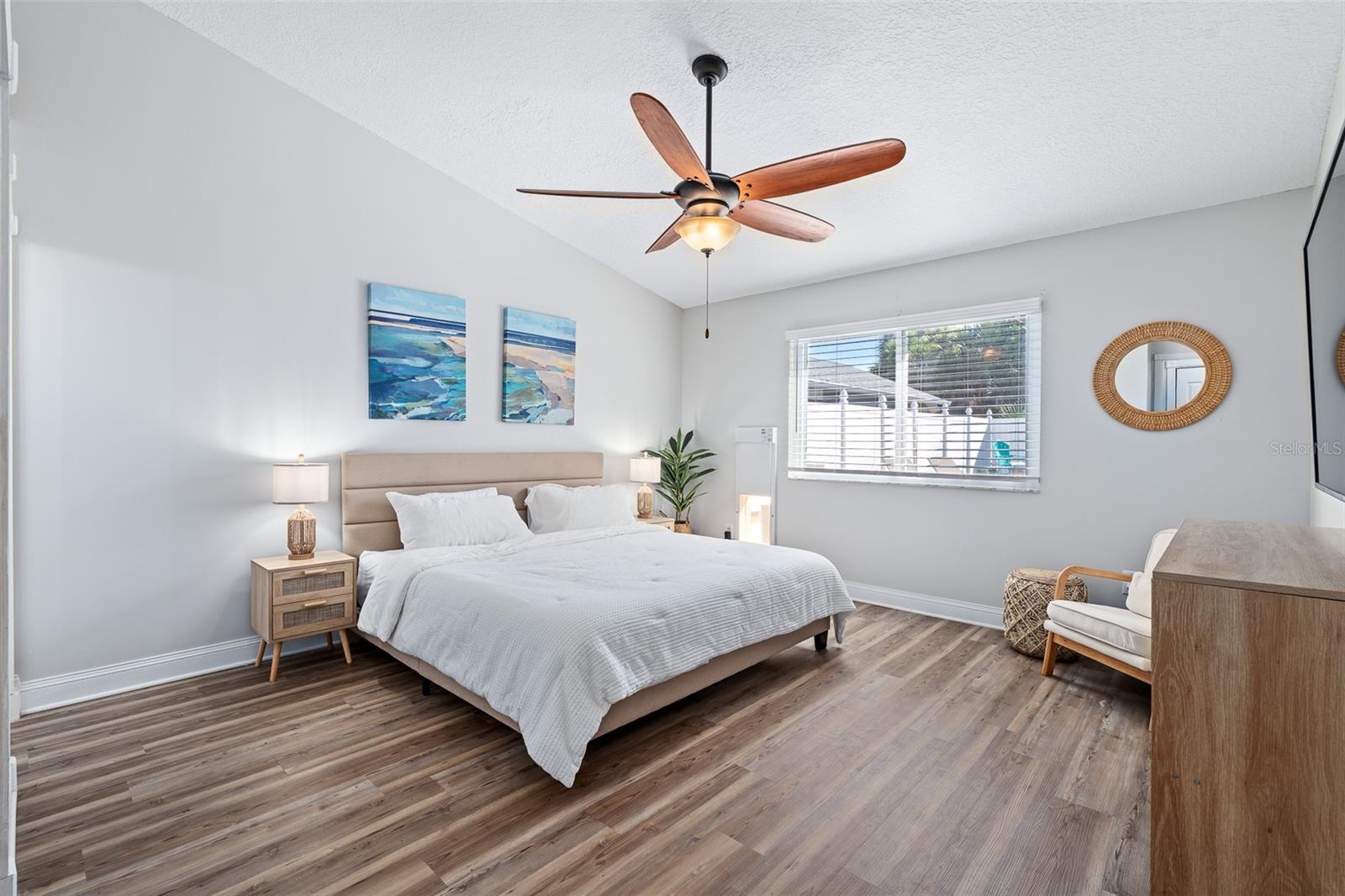 2135 S FLAGLER AVE
