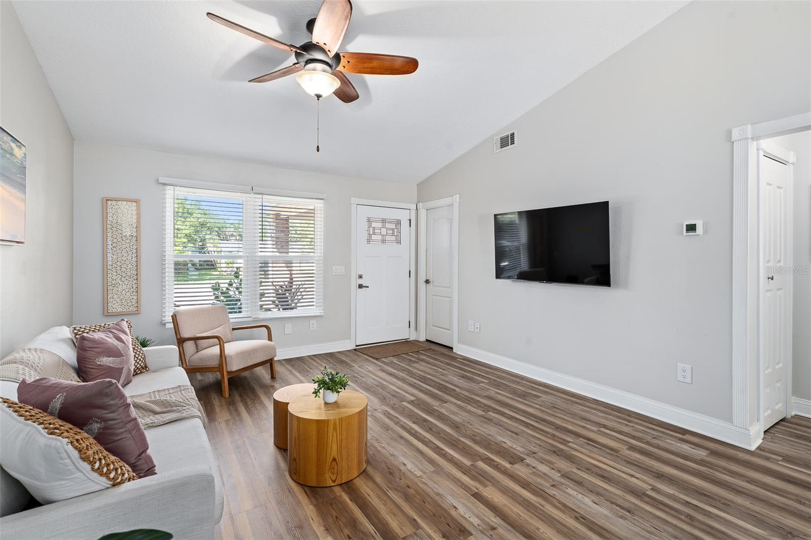 2135 S FLAGLER AVE
