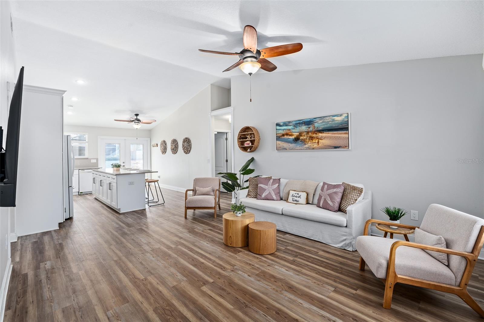 2135 S FLAGLER AVE