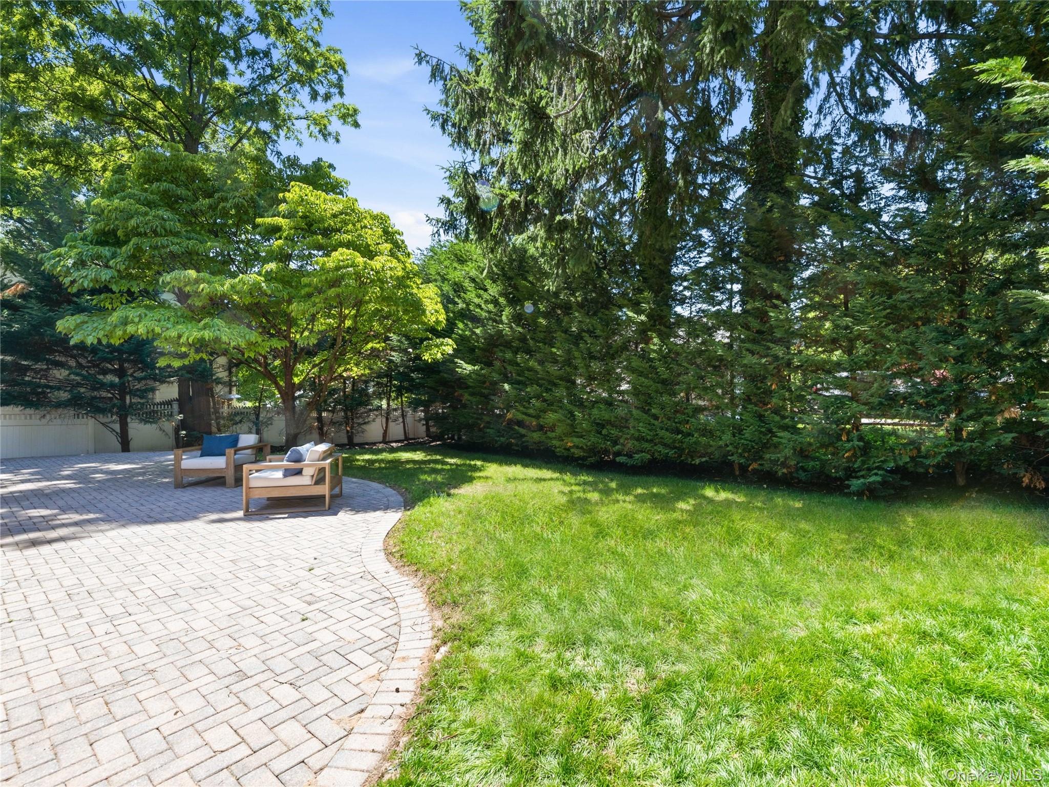 19 Radcliff Avenue