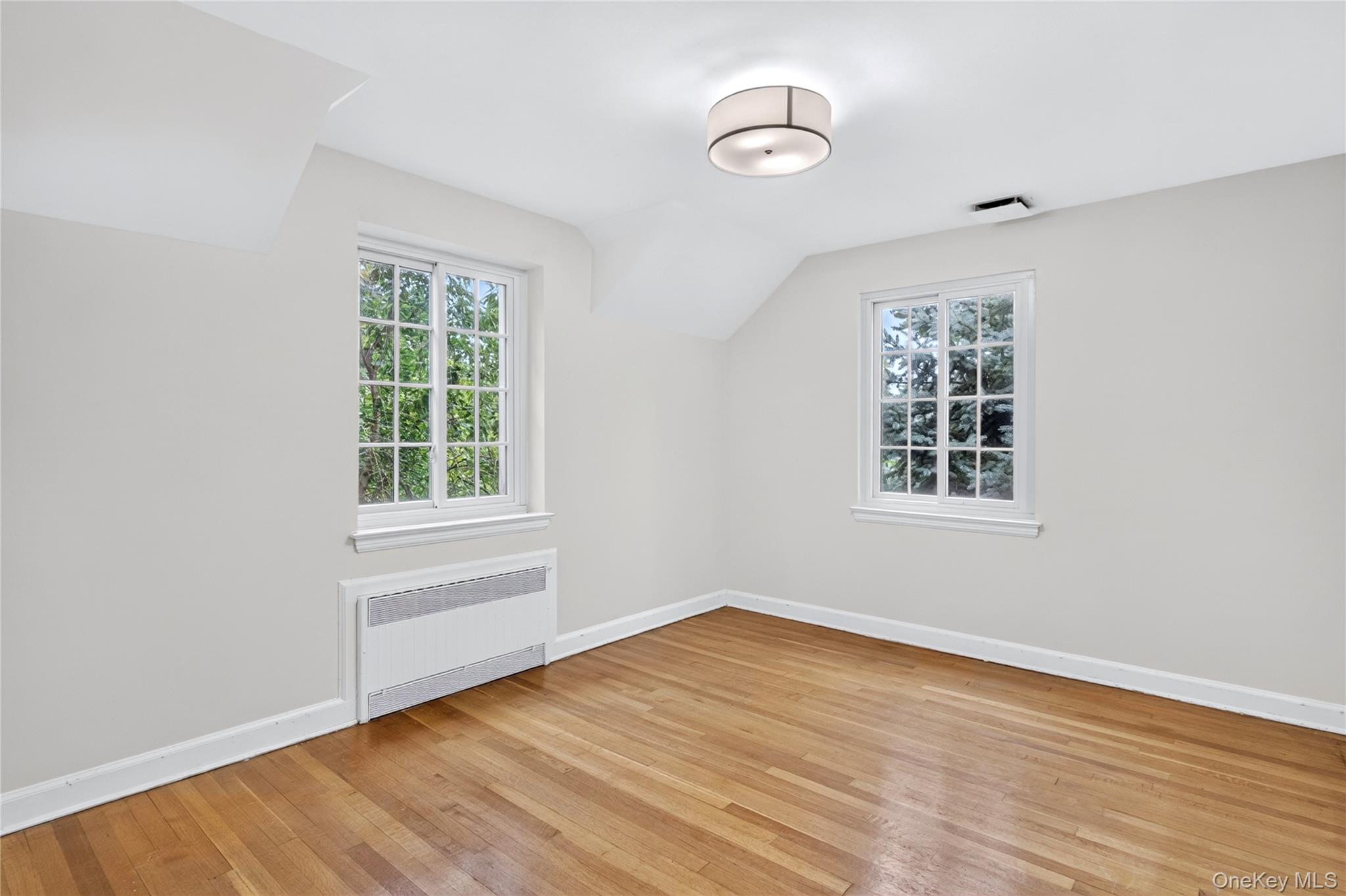 10 Ridge Drive