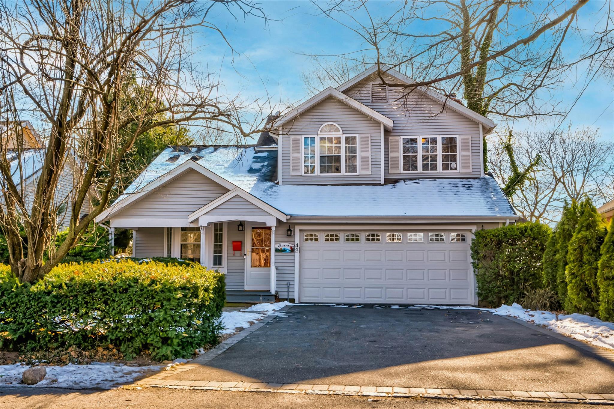 42 Pleasant Avenue