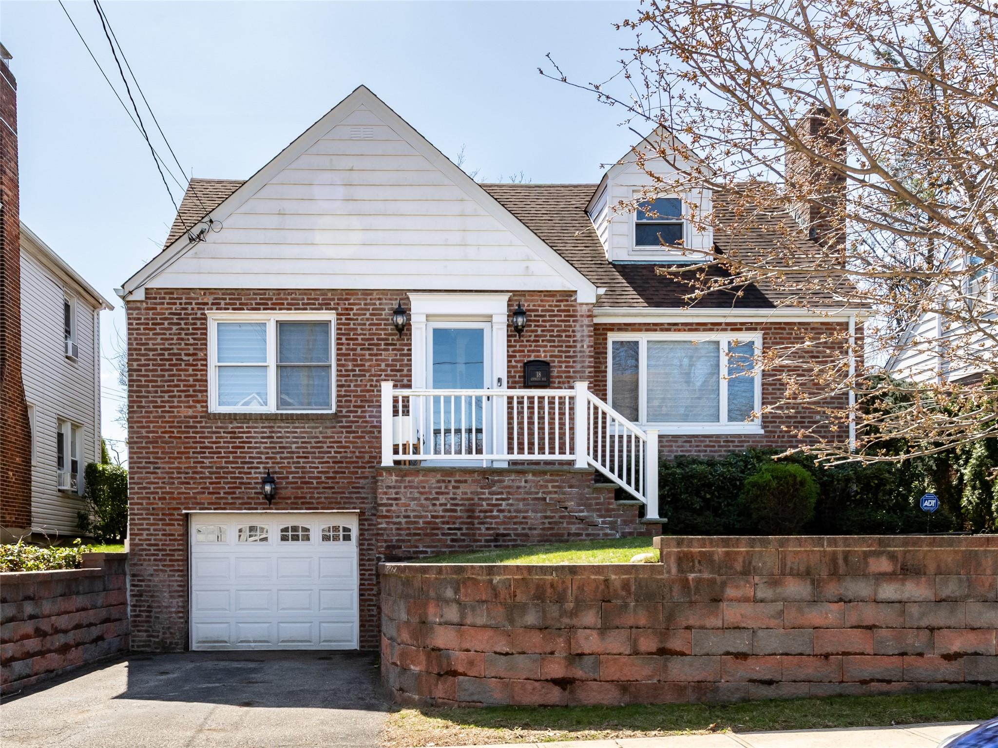 18 Cypress Avenue