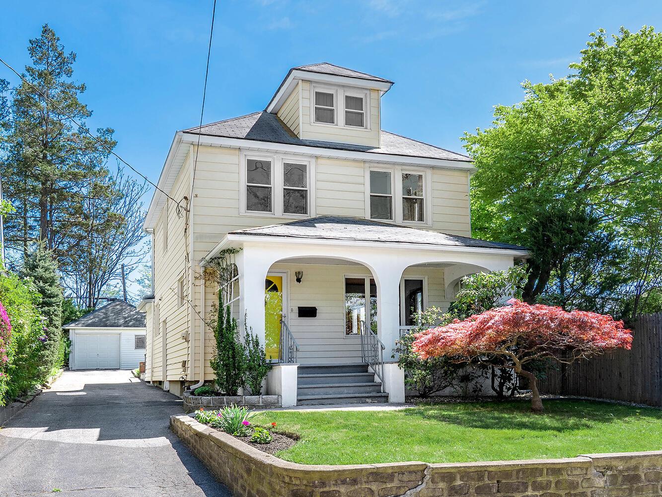 2 Fairview Avenue